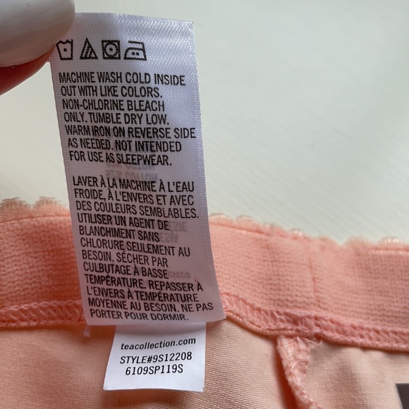 Tea Collection | Blush Peach Capri Leggings | 8 - Picture 11 of 11